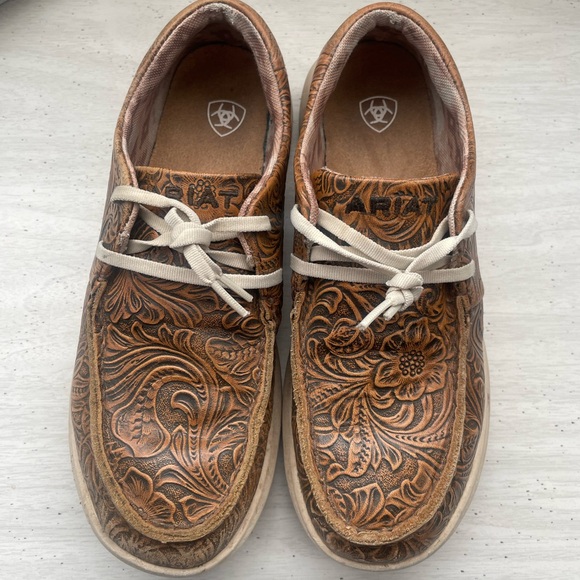 Ariat Hilo Leather Shoes - Picture 6 of 10